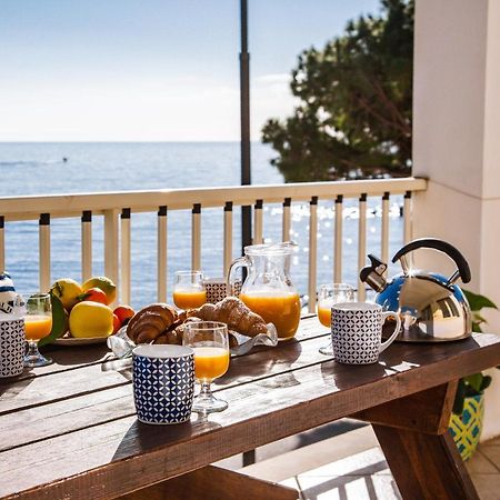 Terrazza Lungomare, E Sei In Spiaggia... 卡拉古诺内 外观 照片